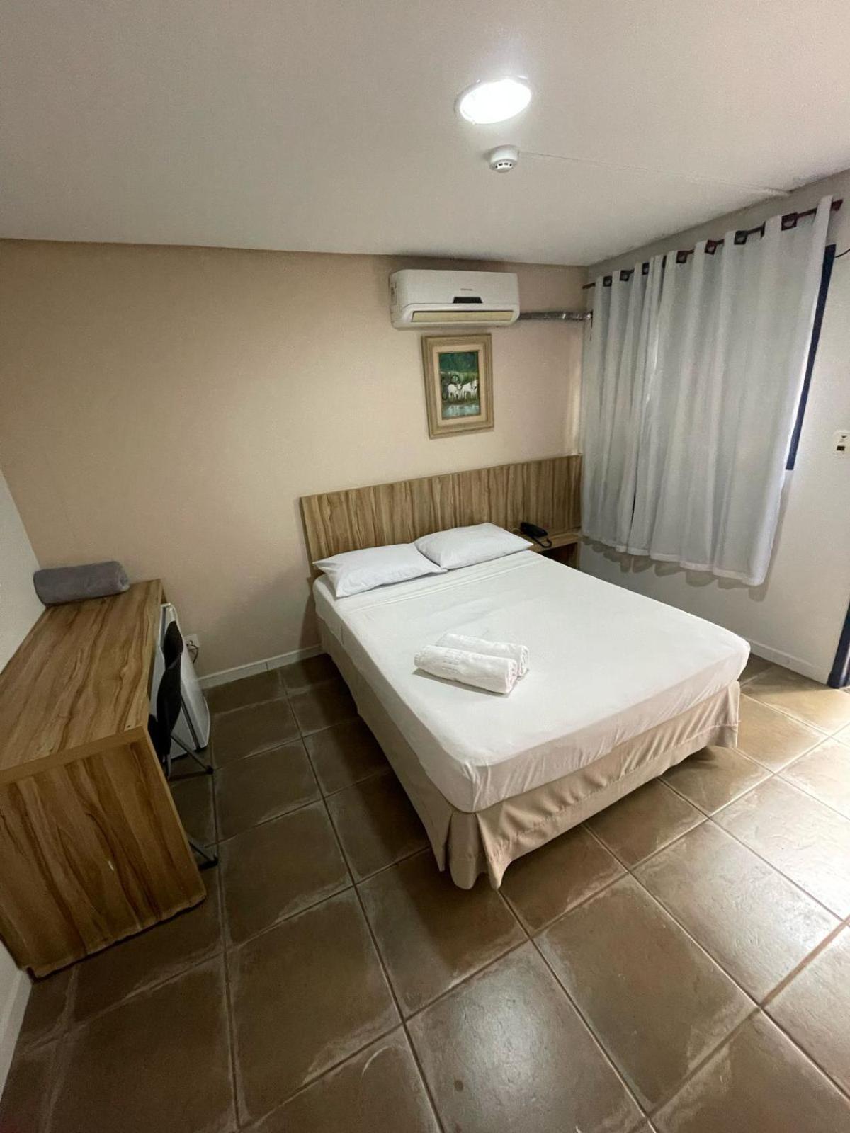 OYO Hotel Serras De Goyaz Bueno, Goiânia Exterior foto A room at the hotel